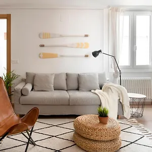 Premium Location! Gran Via & Free Parking Apartment